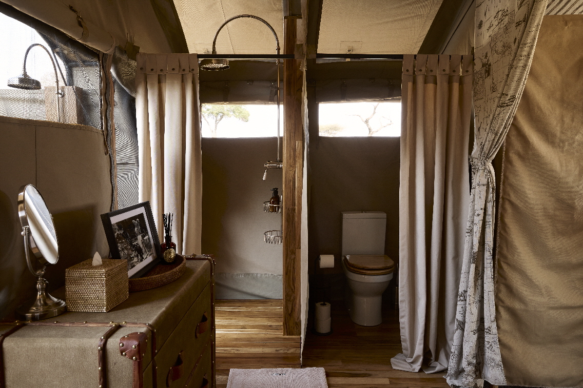 Out Of Africa Lala Laba Serengeti Camp Bad